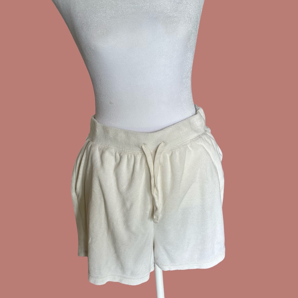 Old Navy Cream Terry Drawstring Lounge Shorts